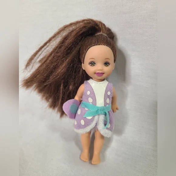 Barbie swan lake kelly doll hotsell